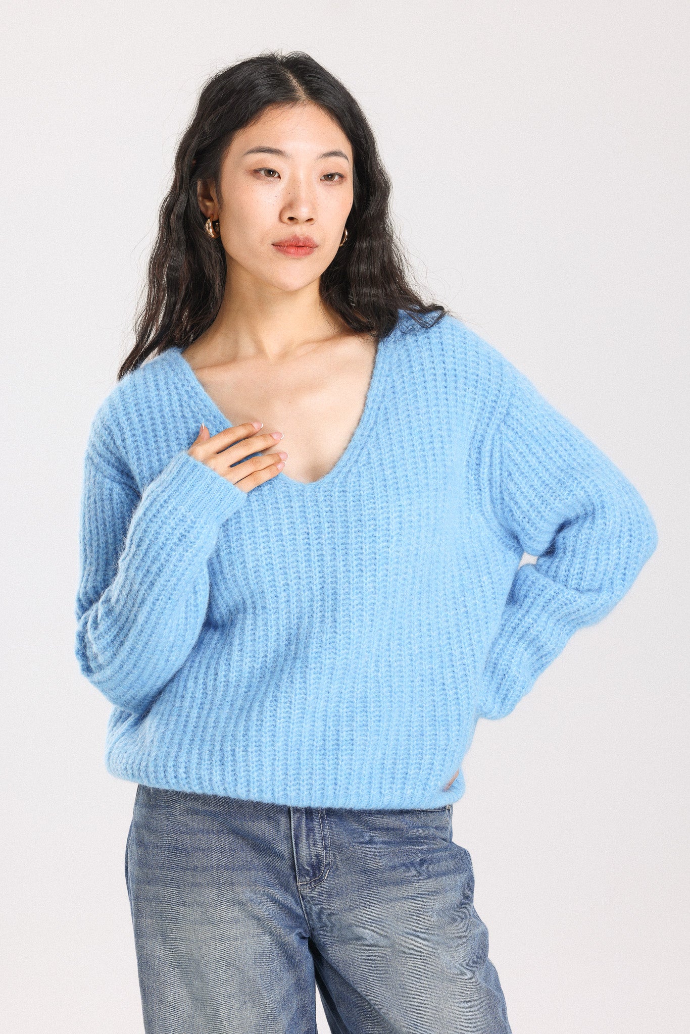 Immy V-neck Basic Alpaca wool  Knit Jumper - Sky