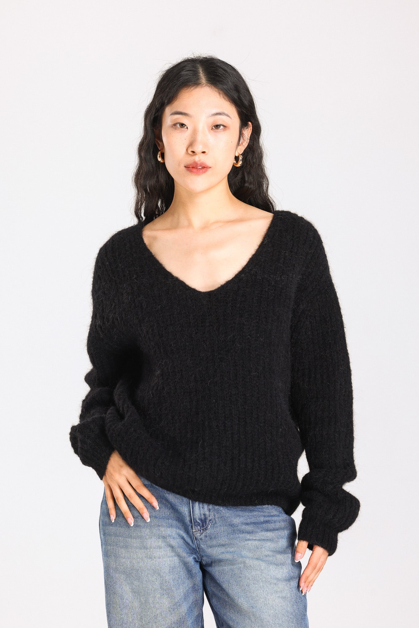 Immy V-neck Basic Alpaca wool  Knit Jumper - Black