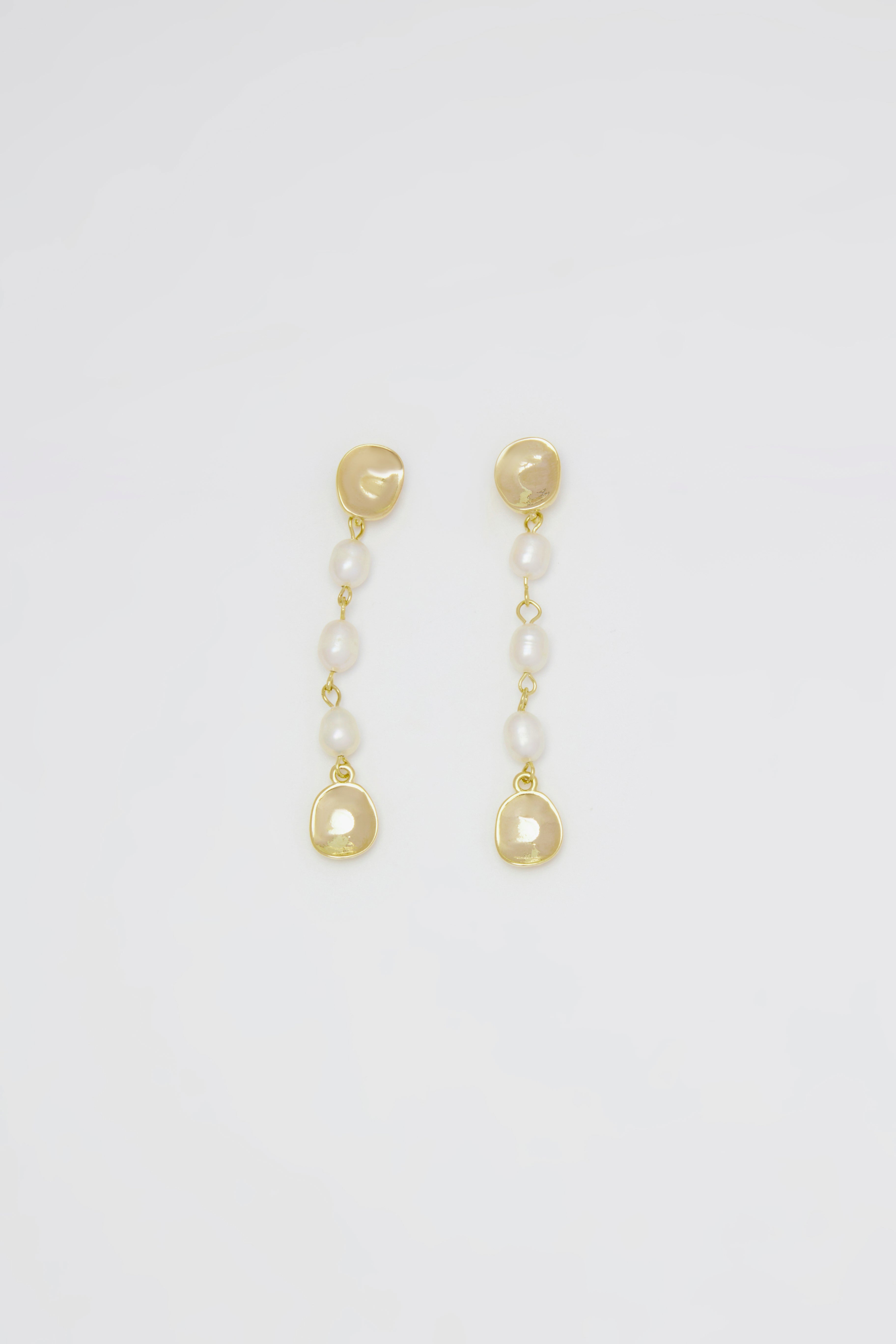 Asymmetric Long Pearl Drop Earrings