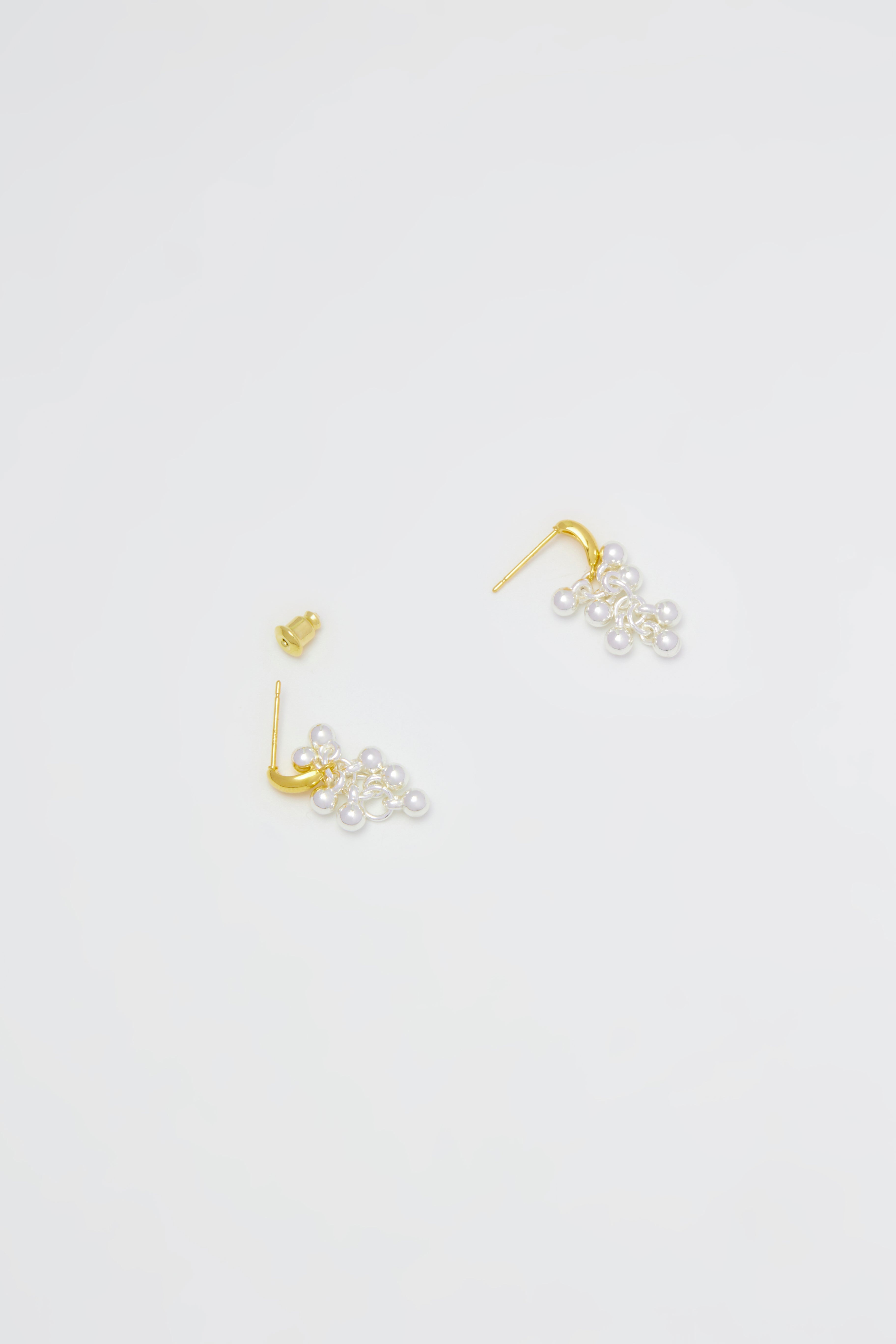 Ary Silver Pearl Stud Earrings