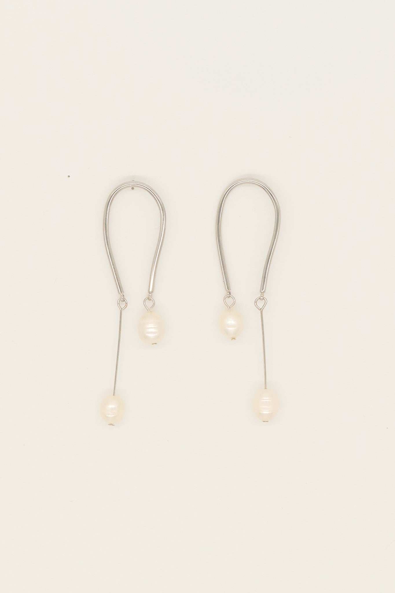 Una Pearl long drop  Earrings