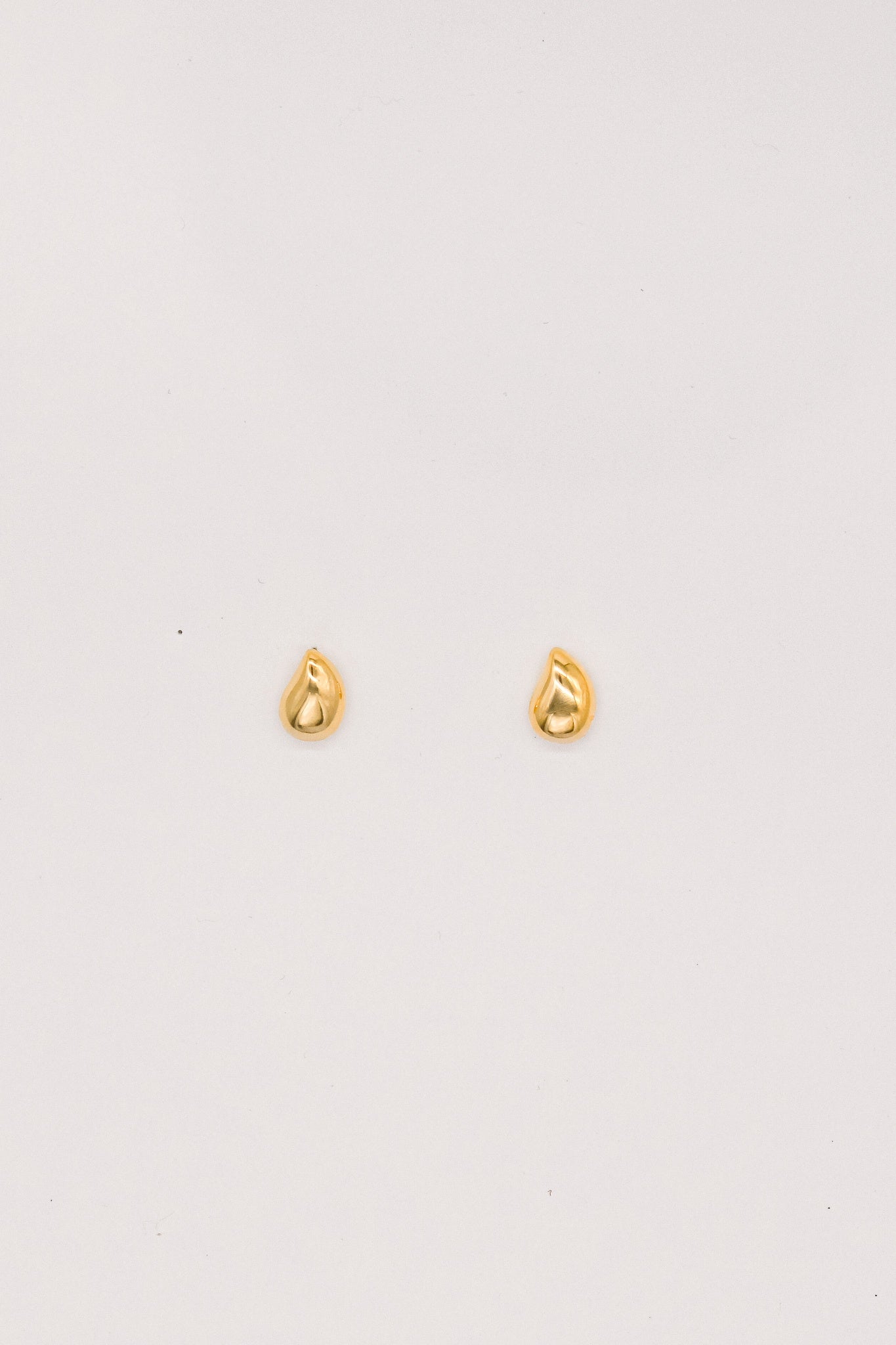 Tear Shape Small Stud Earrings