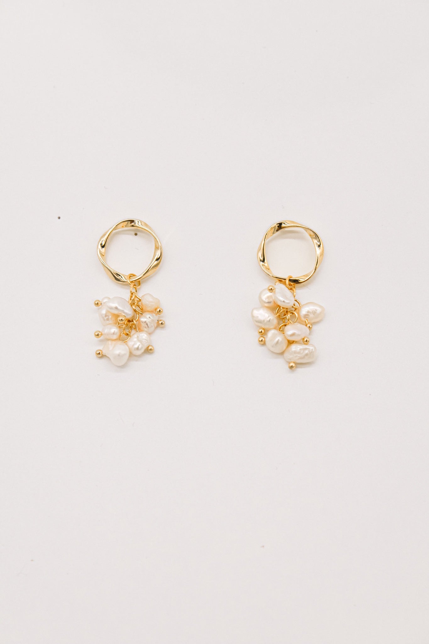 Jin Mini Pearl  Drop Earrings