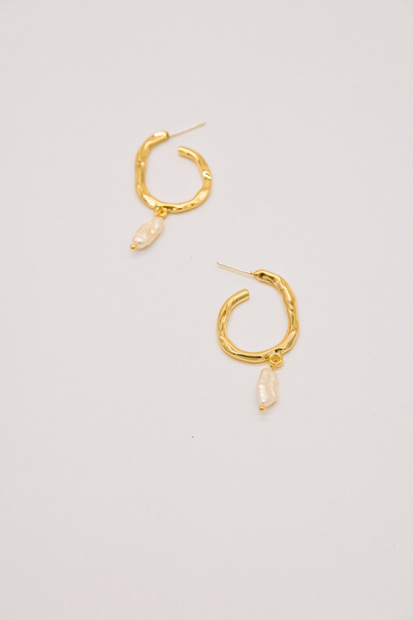 Baroque Pearl Gold Hoop Gold Earrings